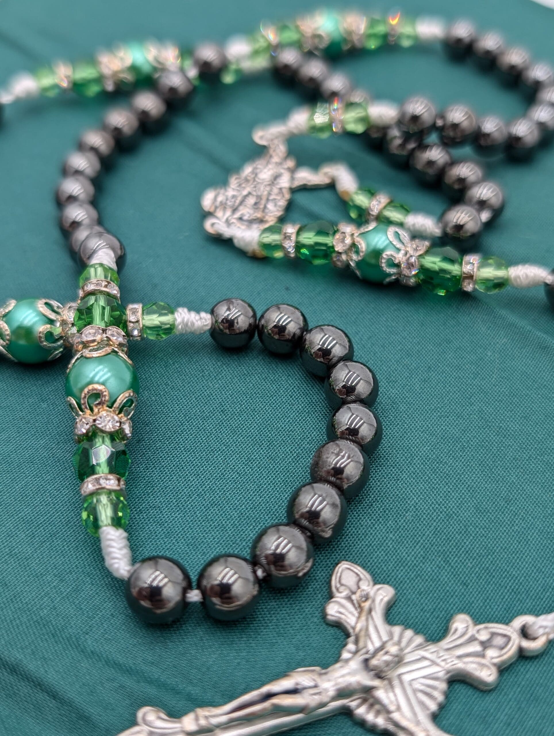 The Defender - Green